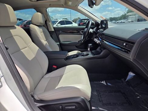 Used 2023 Honda Civic Touring image 18