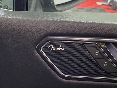 Used 2022 Volkswagen Tiguan SEL R-Line image 10