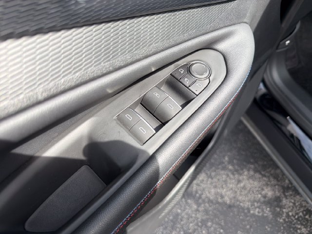 Certified 2025 Chevrolet Blazer EV RS AWD/4WD image 13