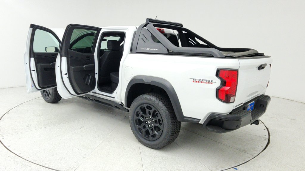 New 2026 Chevrolet Colorado Trail Boss AWD/4WD image 11
