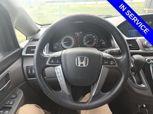 Used 2016 Honda Odyssey SE image 6