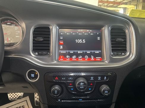 Used 2014 Dodge Charger R/T image 16