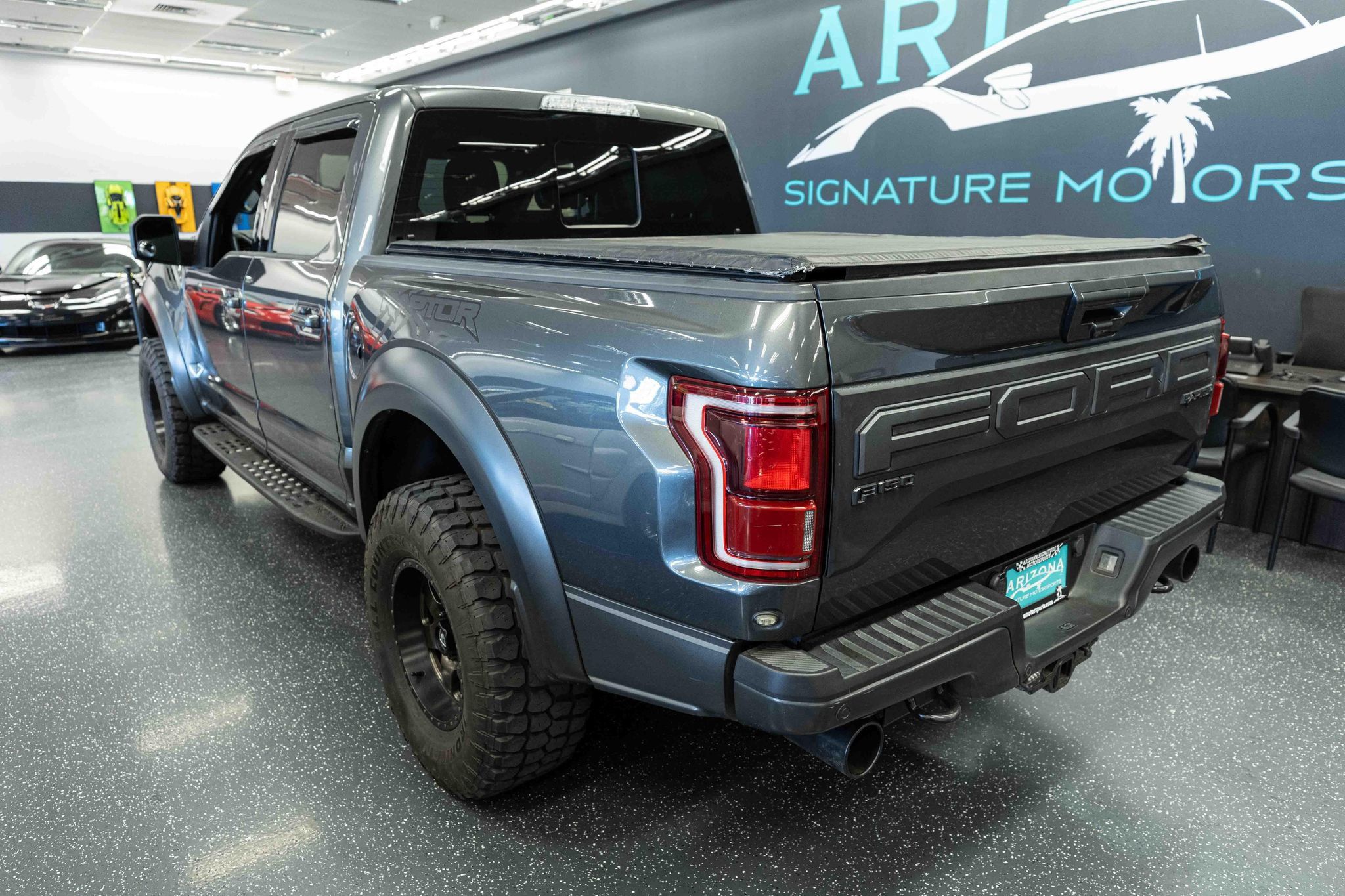 Used 2019 Ford F150 Raptor w/ Equipment Group 802A Luxury AWD/4WD image 8
