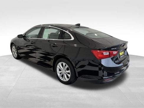 Used 2023 Chevrolet Malibu LT image 2