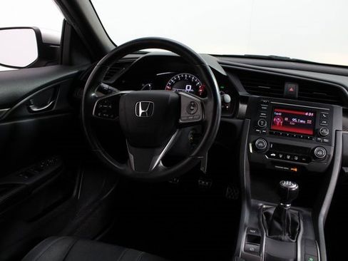 Used 2018 Honda Civic Sport image 7