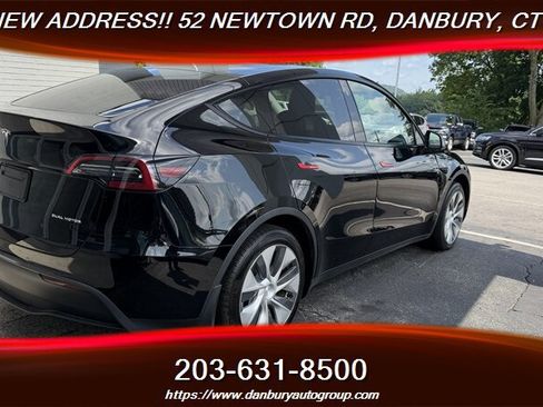 Used 2022 Tesla Model Y Long Range AWD/4WD image 5