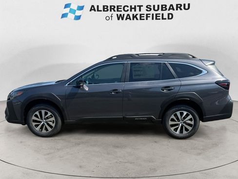 New 2025 Subaru Outback Premium image 2