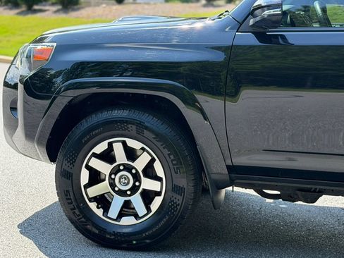 Used 2020 Toyota 4Runner TRD Off-Road Premium w/ Moonroof Package AWD/4WD image 8