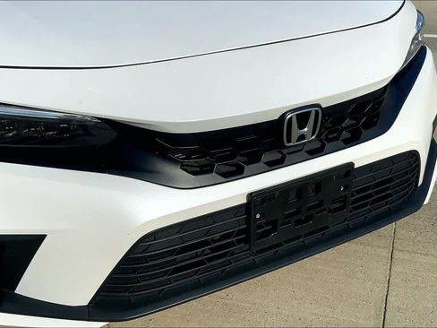 Used 2024 Honda Civic Sport image 31