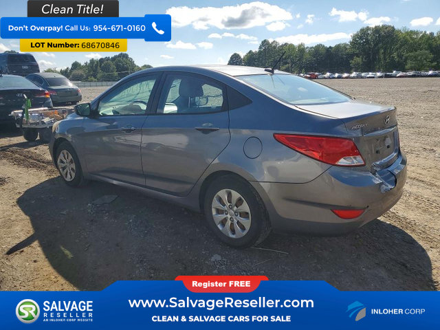 Used 2015 Hyundai Accent GLS FWD image 3