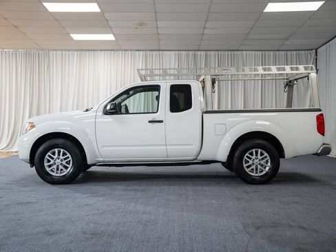 Used 2021 Nissan Frontier SV RWD image 5