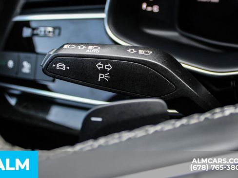 Used 2024 Audi Q8 Premium Plus w/ Premium Plus Package image 31