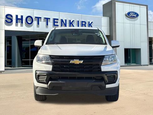 Used 2022 Chevrolet Colorado LT w/ Fleet Safety Package image 2