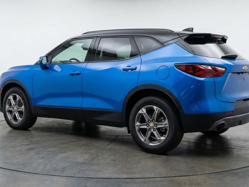 Used 2025 Chevrolet Blazer LT image 6