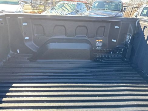 Used 2023 Chevrolet Silverado 1500 LT image 45