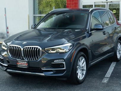 Used 2021 BMW X5 xDrive40i w/ Premium Package 2