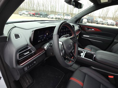 New 2026 Chevrolet Traverse RS image 14