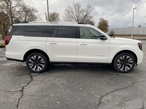 New 2026 Ford Expedition Max Platinum w/ Driver's Package image 8