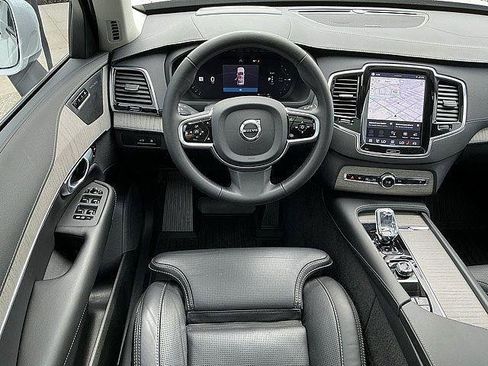Certified 2024 Volvo XC90 T8 Ultimate w/ Protection Package Premier AWD/4WD image 5