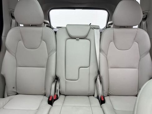 Used 2023 Volvo XC90 B5 Plus w/ Protection Package Premier image 28