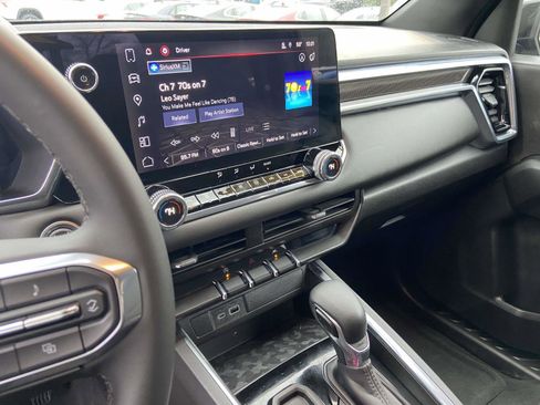 Certified 2024 GMC Canyon Elevation w/ Convenience Package image 10