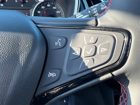 Used 2024 Chevrolet Equinox RS image 17