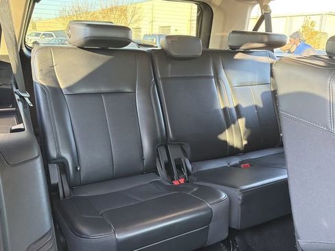 Used 2023 Ford Expedition Max XLT image 18