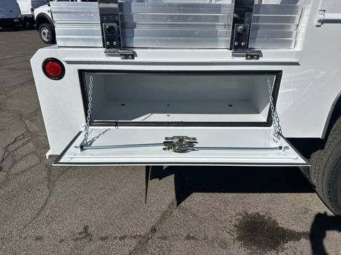 New 2025 Ford F550 4x4 Crew Cab Super Duty image 10