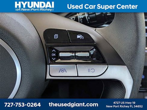 Certified 2024 Hyundai Elantra Blue image 29