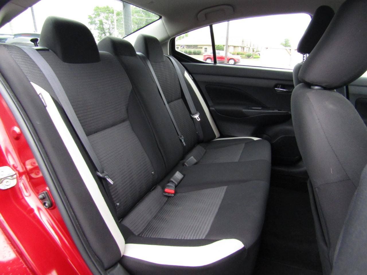 Used 2021 Nissan Versa SV FWD image 21