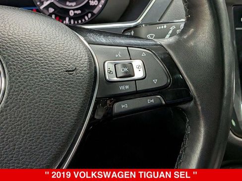 Used 2019 Volkswagen Tiguan SEL AWD/4WD image 18