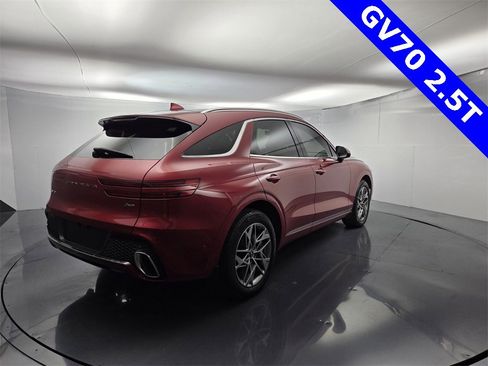 Used 2023 Genesis GV70 2.5T w/ Advanced Package image 16