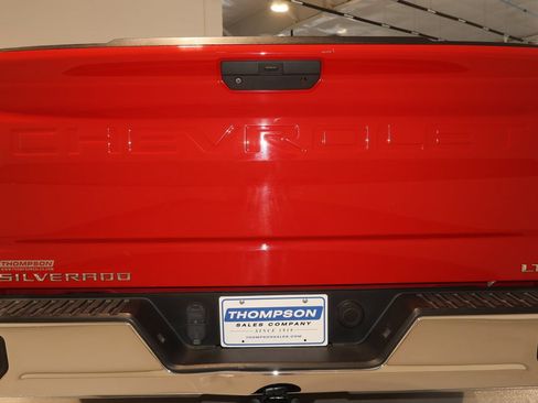 Used 2019 Chevrolet Silverado 1500 LT w/ All-Star Edition AWD/4WD image 21