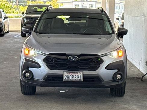 Used 2024 Subaru Crosstrek 2.0i Premium AWD/4WD image 8