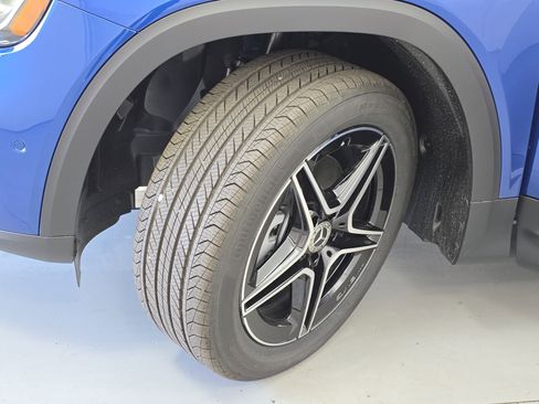 New 2026 Mercedes-Benz GLB 250 4MATIC image 33