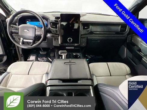 Used 2024 Ford F150 Lightning Platinum image 7