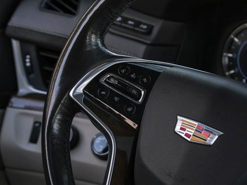 Used 2020 Cadillac Escalade ESV Luxury image 20