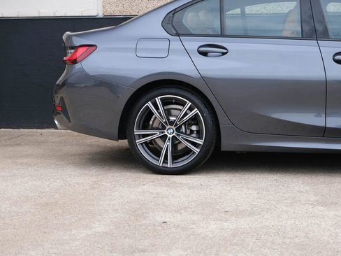 Used 2022 BMW 330i xDrive 330i xDrive Sedan 4D w/ Driving Assistance Package image 12