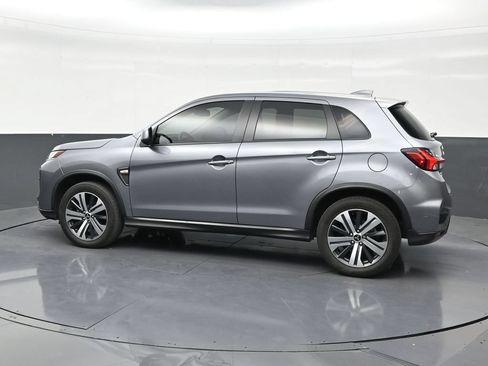 Used 2022 Mitsubishi Outlander Sport ES FWD image 4