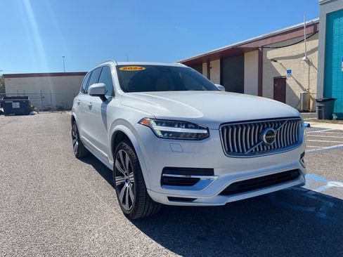 Used 2024 Volvo XC90 T8 Ultimate w/ Lounge Package image 1