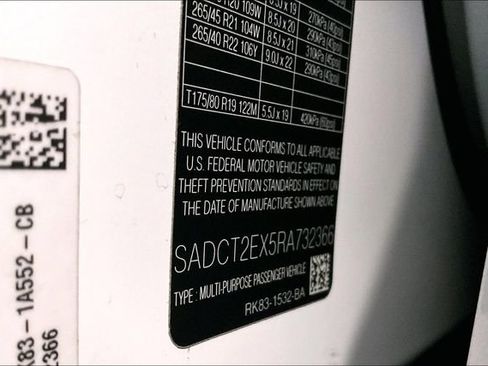 Certified 2024 Jaguar F-PACE R-Dynamic S image 34