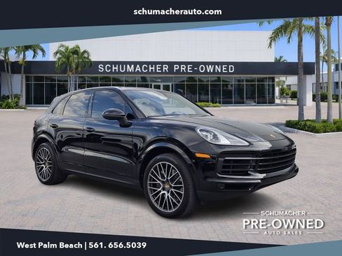 Used 2022 Porsche Cayenne image 1