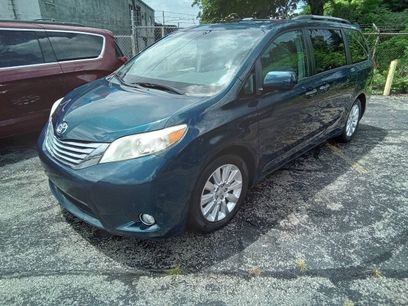 Used 2011 Toyota Sienna Limited w/ Entertainment Pkg