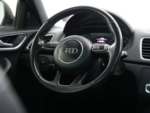 Used 2018 Audi Q3 2.0T Premium Plus w/ Premium Plus Package AWD/4WD image 11