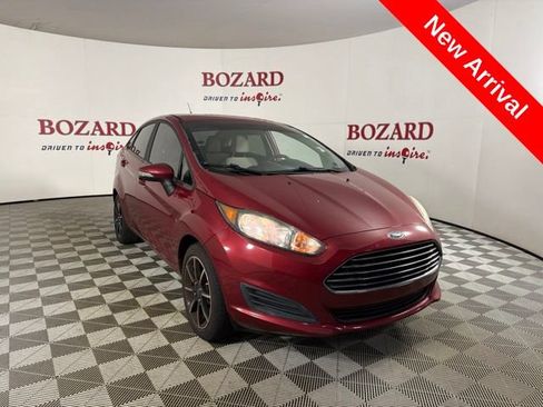 Used 2016 Ford Fiesta SE w/ Cold Weather Package FWD image 1