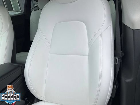 Used 2022 Tesla Model Y Long Range AWD/4WD image 20
