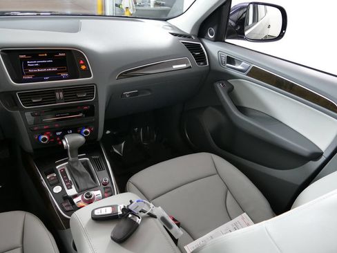 Used 2014 Audi Q5 2.0T Premium Plus w/ Premium Plus Package AWD/4WD image 24