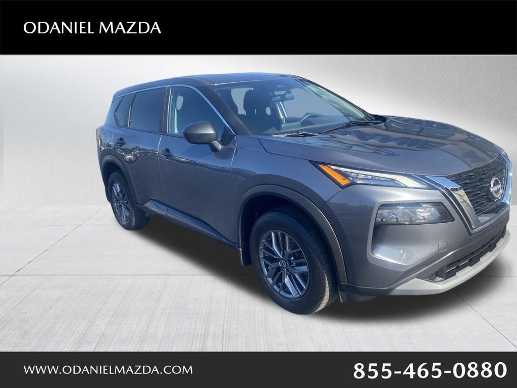 Used 2023 Nissan Rogue S AWD/4WD image 1