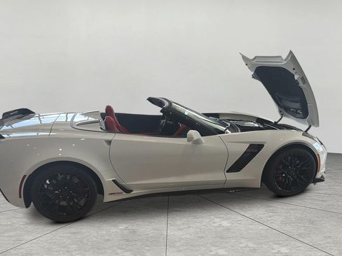 Used 2016 Chevrolet Corvette Z06 RWD image 25