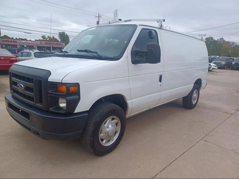Used 2008 Ford E-250 and Econoline 250 image 1